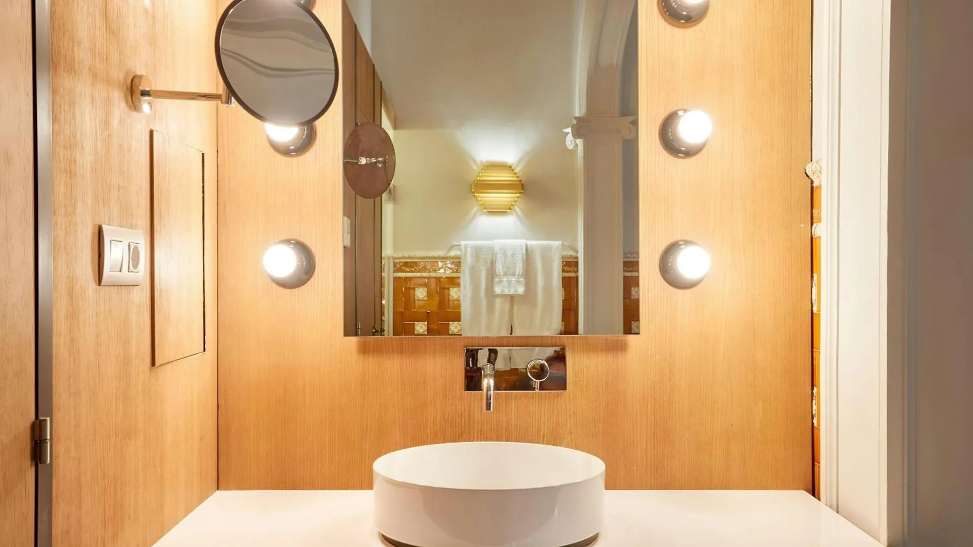 Le Palacete Hotel Gracia District, Sonder By Marriott Bonvoy Barcelona