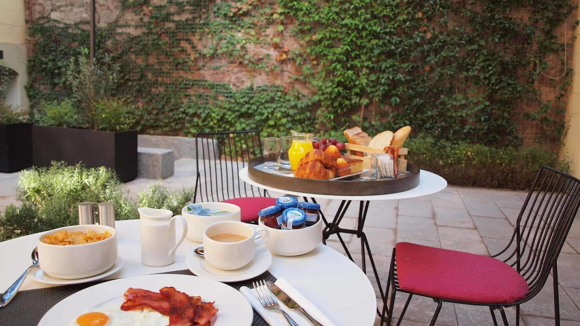 Le Palacete Hotel Gracia District, Sonder By Marriott Bonvoy Barcelona Spain